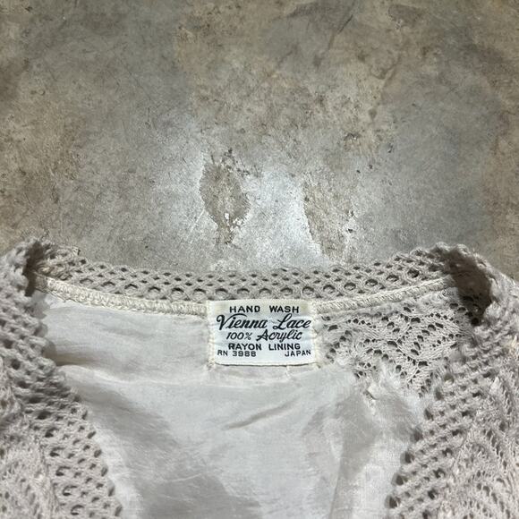 Vintage 60s Vienna Lace Cream Acrylic Rayon Knit Cardigan - Picture 3 of 3